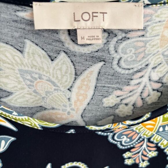 Loft Medium Navy Paisley Floral Short Sleeve Blouse - Picture 2 of 9